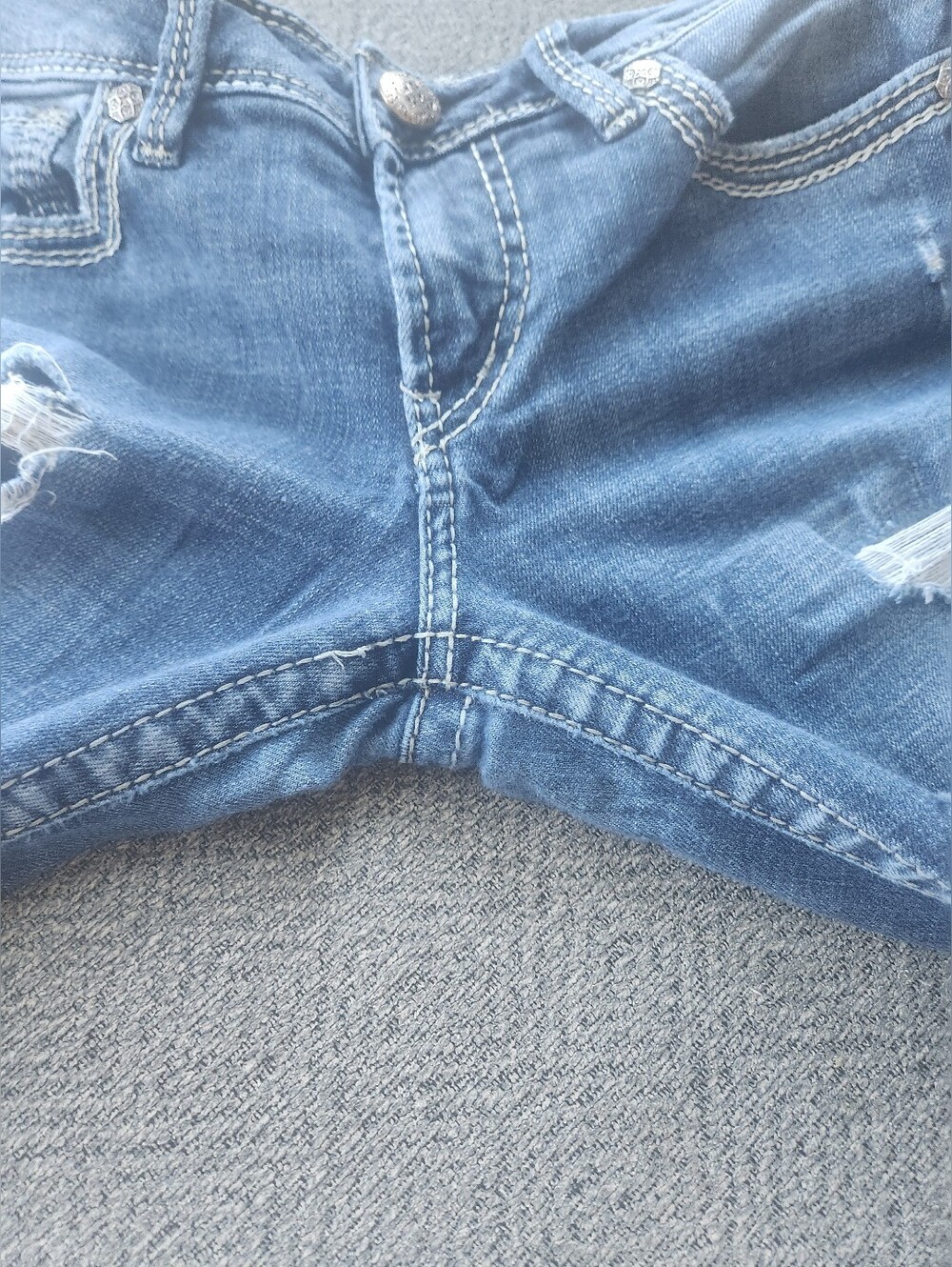 Silver Aiko‎ Straight Distressed Jeans 29X32 - Picture 10 of 10